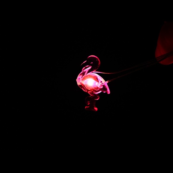 Trendy LED flamingo party light strand decor - Picture 1 of 4